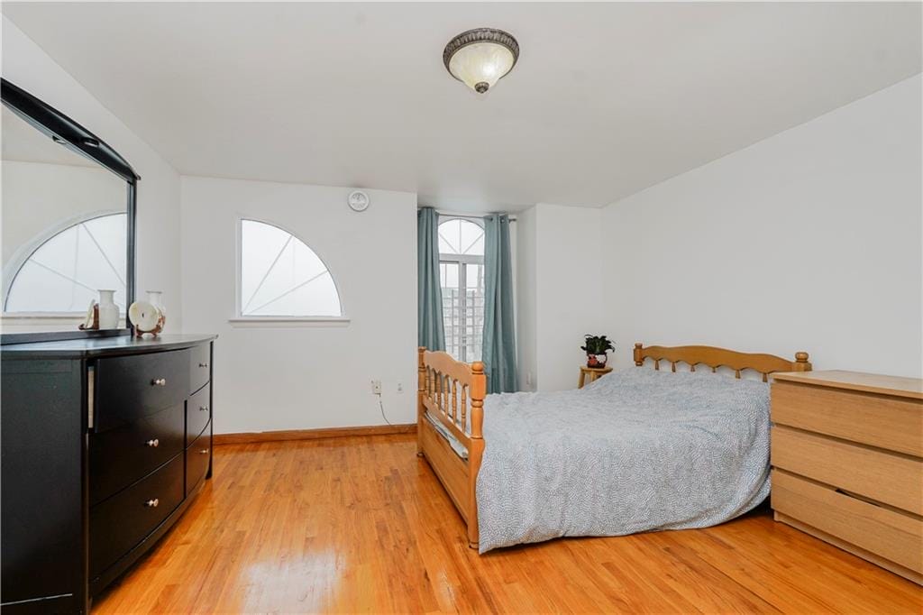 90 North Railroad Avenue, Staten  Island, New York, 10304 image 6