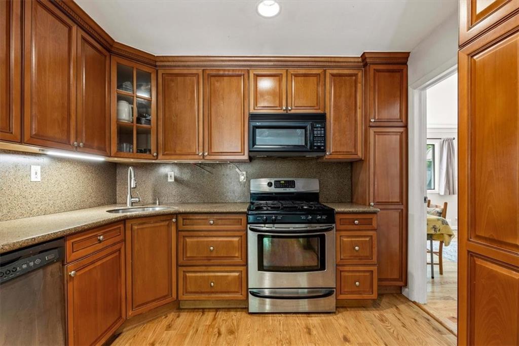 190 Prall Avenue, Staten  Island, New York, 10312 image 7