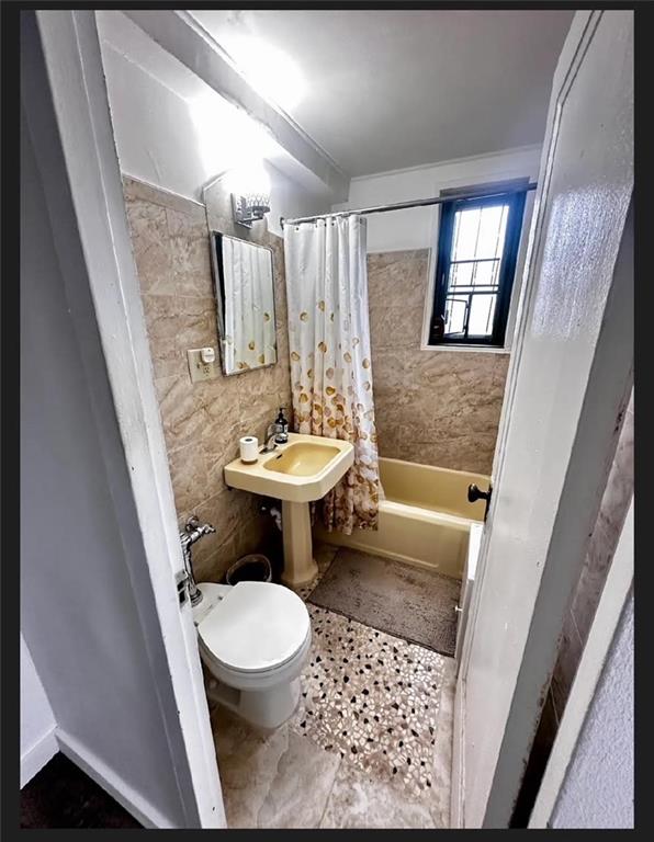 89 Metropolitan Oval 10G, Bronx, New York, 10462 image 9