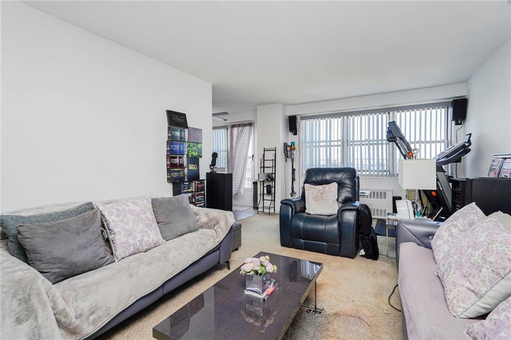 2483 West 16th Street 19B Image 1