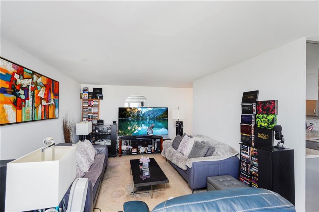 2483 West 16th Street 19B Image 2