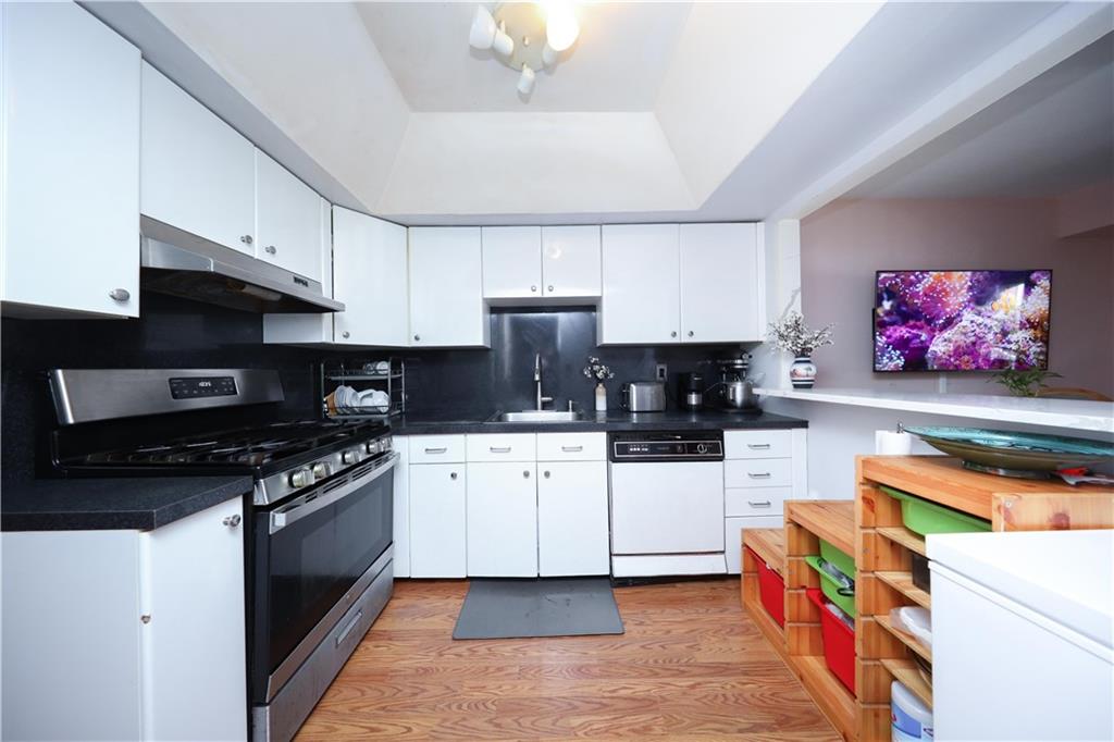 97 Debbie Street 97, Staten  Island, New York, 10314 image 8