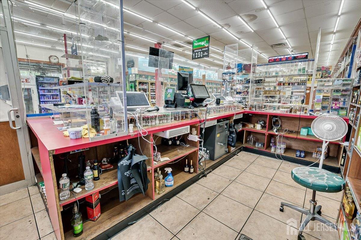 955 Frelinghuysen Avenue 957, Newark, NJ, 07114 image 20