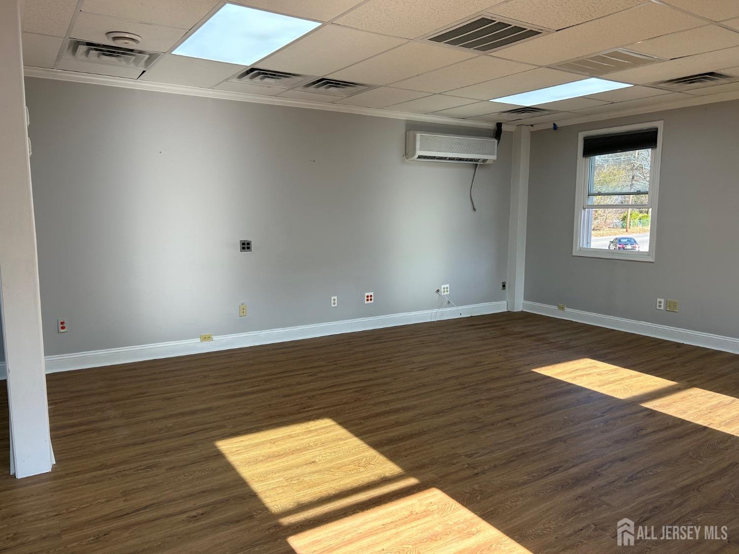 1967 Oak Tree Road, Edison, NJ, 08820 image 11