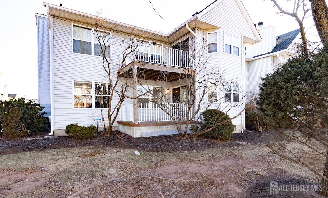 120 Exeter Court Image 4