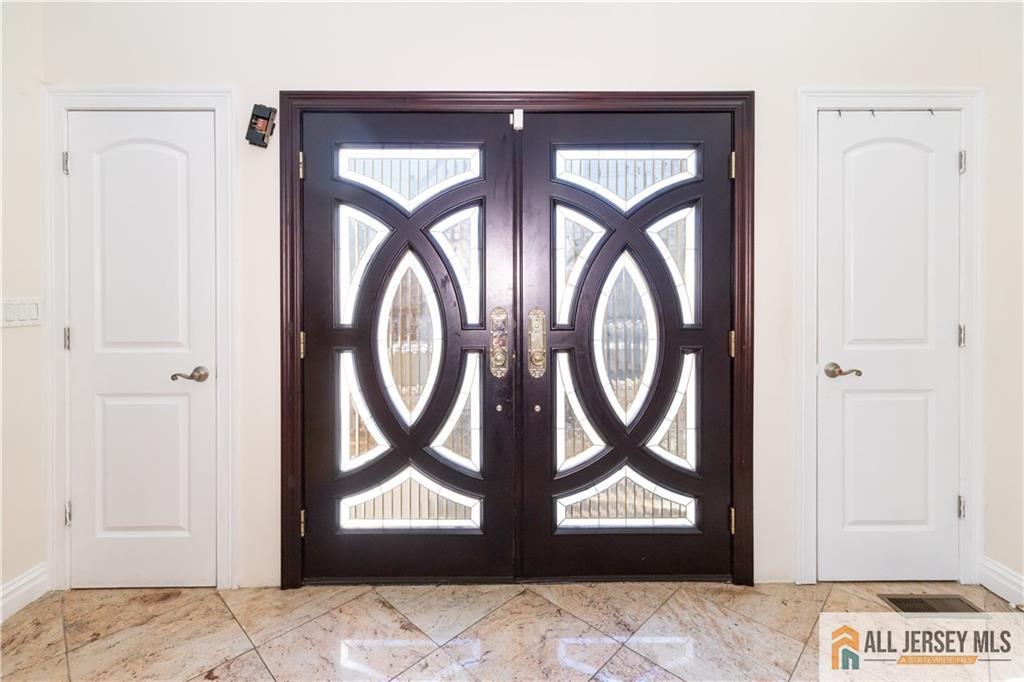 2 Universal Avenue, Edison, NJ, 08820 image 8