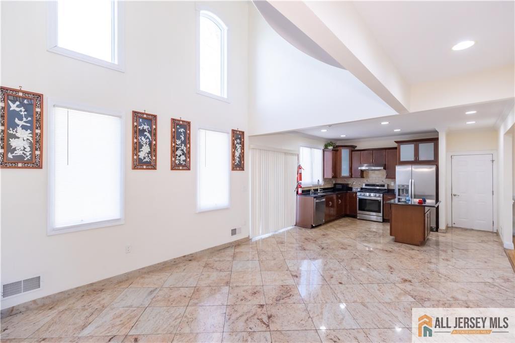 2 Universal Avenue, Edison, NJ, 08820 image 18