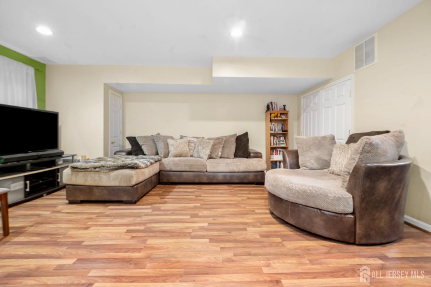 30 Catherine Court Image 5