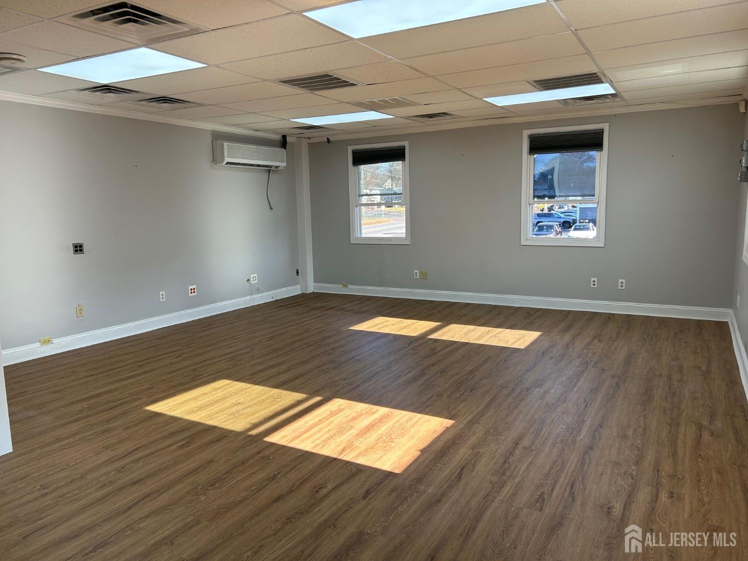 1967 Oak Tree Road, Edison, NJ, 08820 image 10