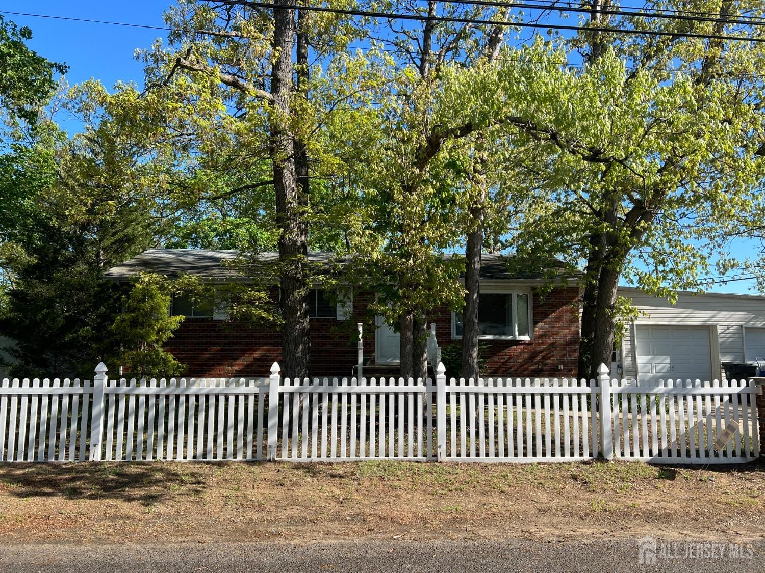 24 Kensington Avenue Image 2