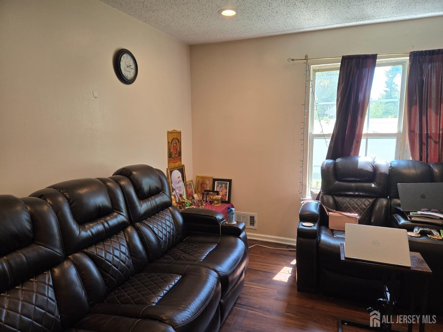 11 Newburgh Drive Image 2