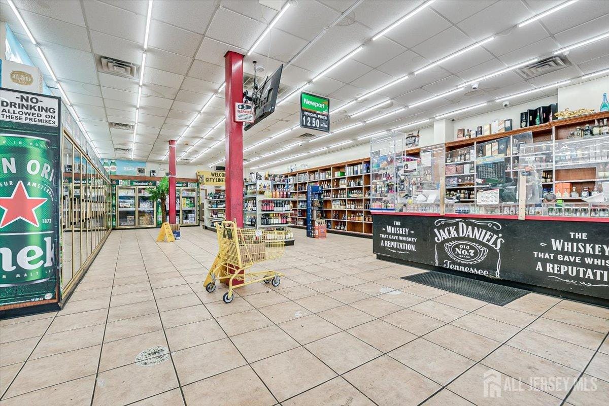 955 Frelinghuysen Avenue 957, Newark, NJ, 07114 image 18