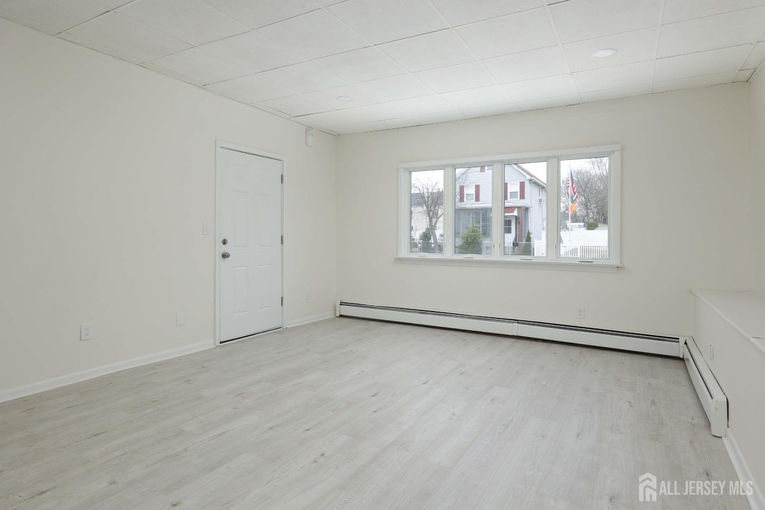 123 S Stevens Avenue Image 4