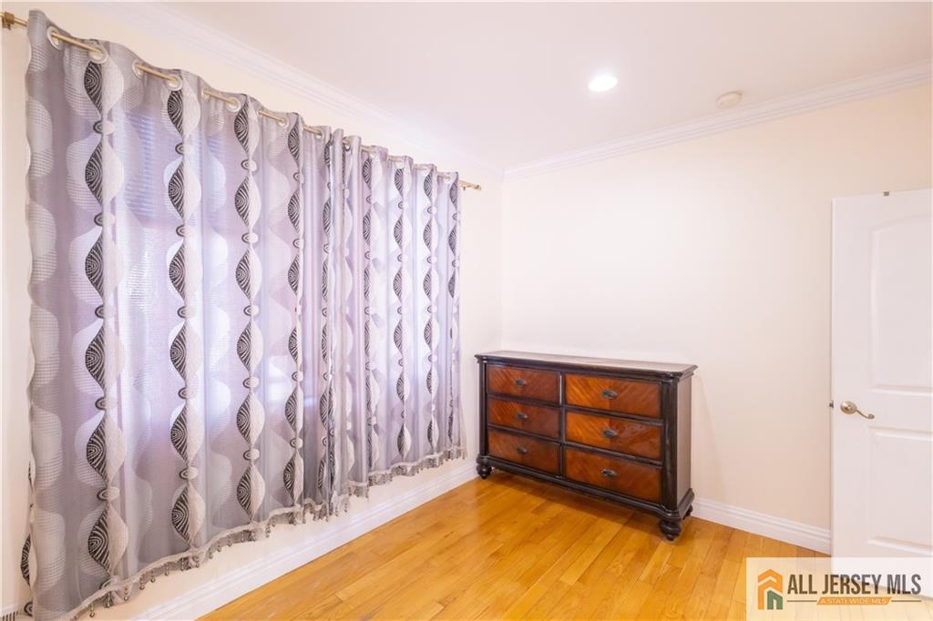 2 Universal Avenue, Edison, NJ, 08820 image 24