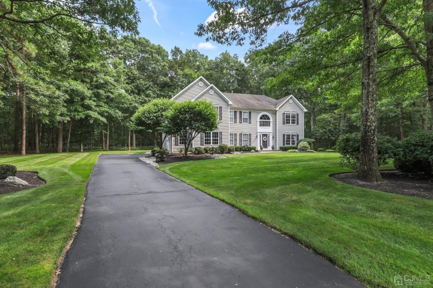 8 Iroquois Court, Colts Neck, NJ, 07722 image 6