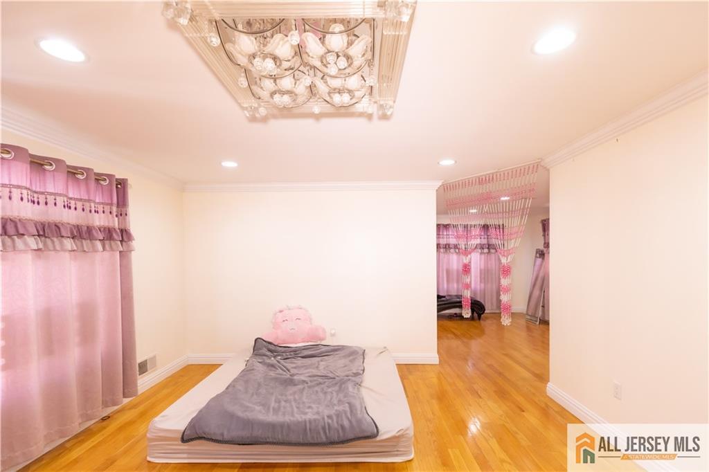 2 Universal Avenue, Edison, NJ, 08820 image 39