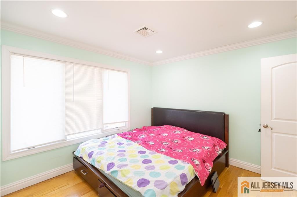 2 Universal Avenue, Edison, NJ, 08820 image 36
