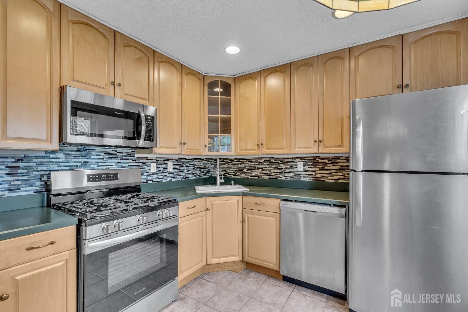 19 Albury Way, North Brunswick, NJ, 08902 image 8