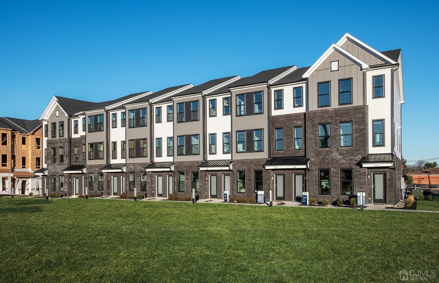 808 Sadie Circle, New Brunswick, NJ, 08901 image 14