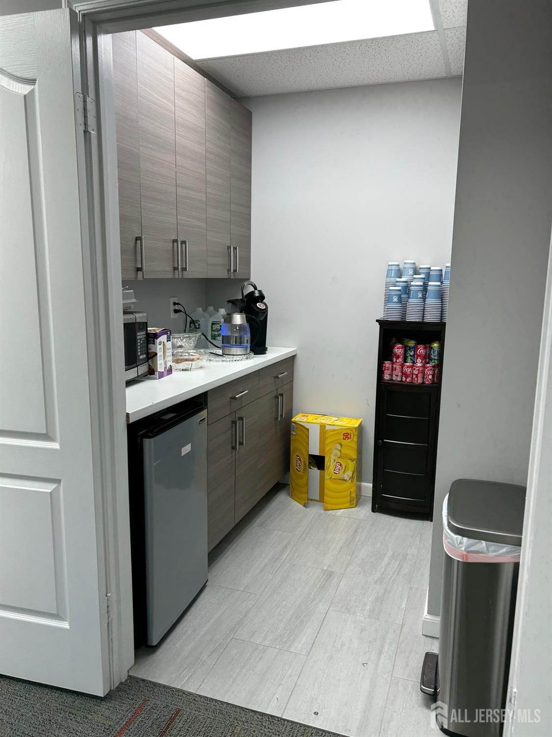 1967 Oak Tree Road, Edison, NJ, 08820 image 8