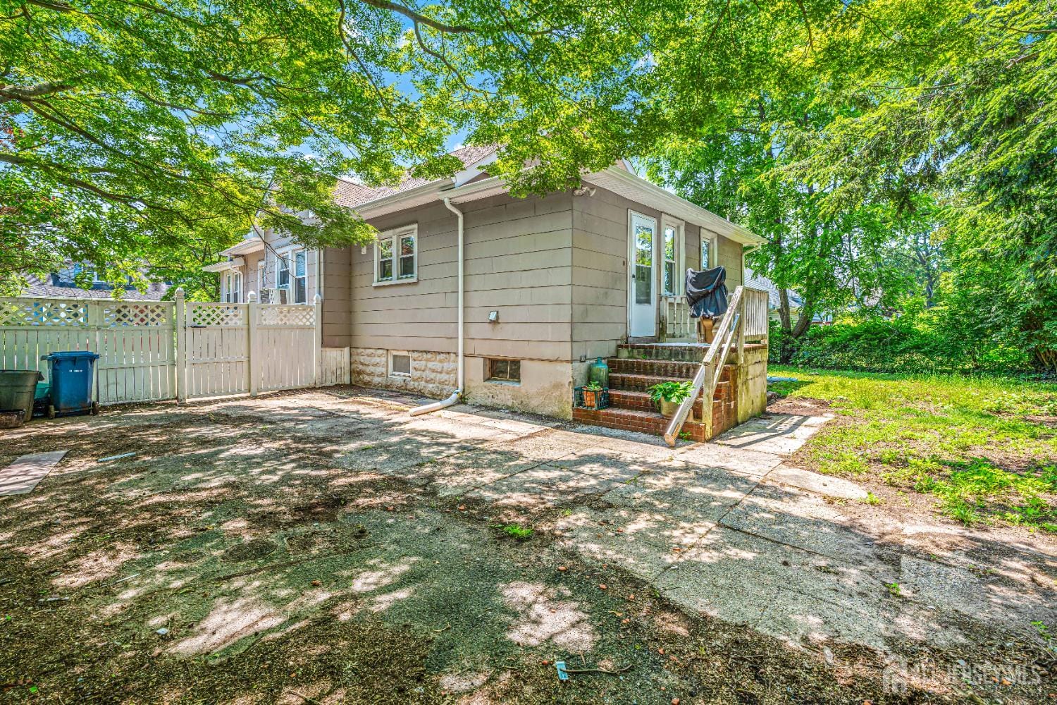 12 Buchman Street Image 5