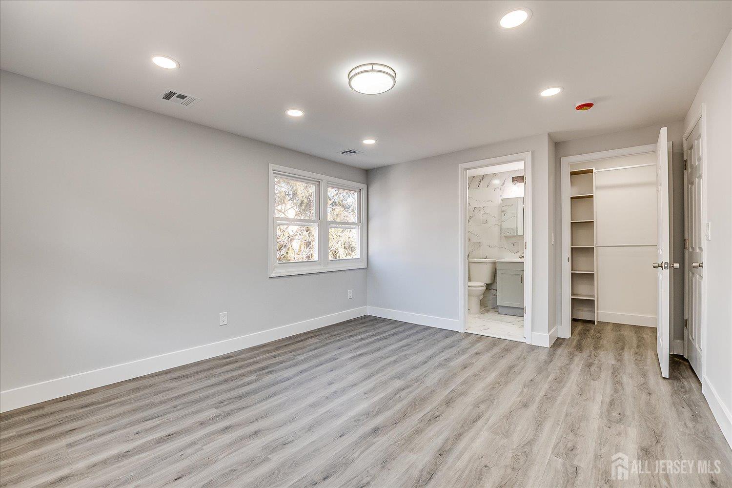 31 Smullen Street, Sayreville, NJ, 08872 image 24