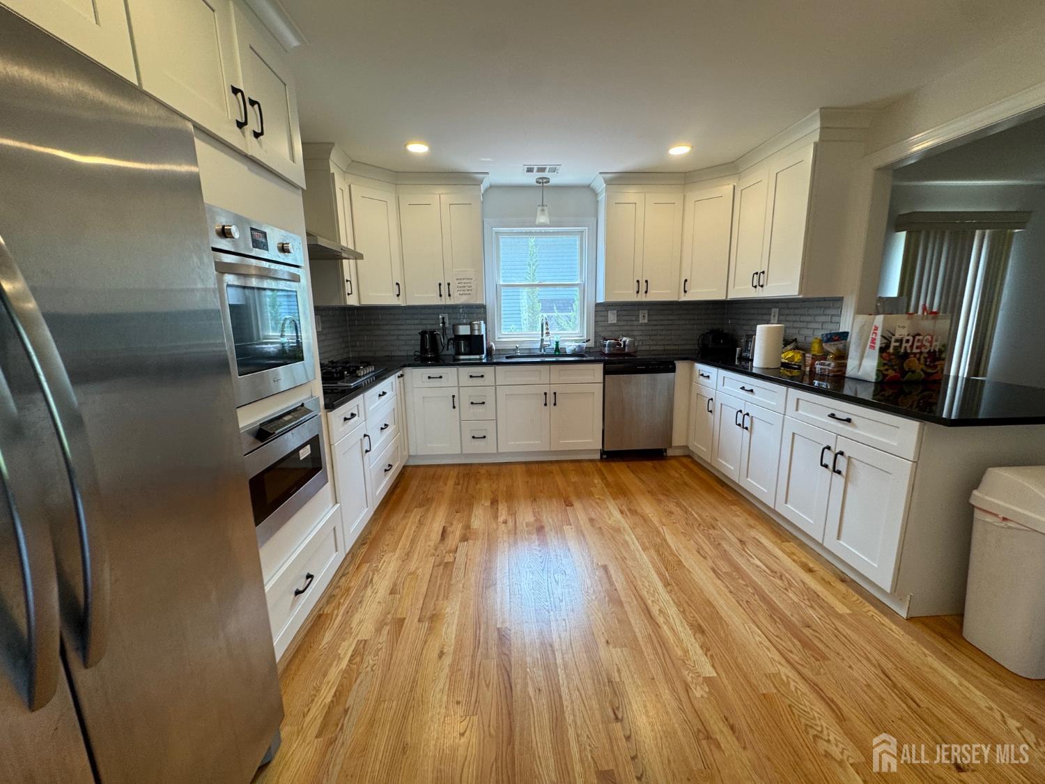 5 Hollywood Street, Edison, NJ, 08820 image 6