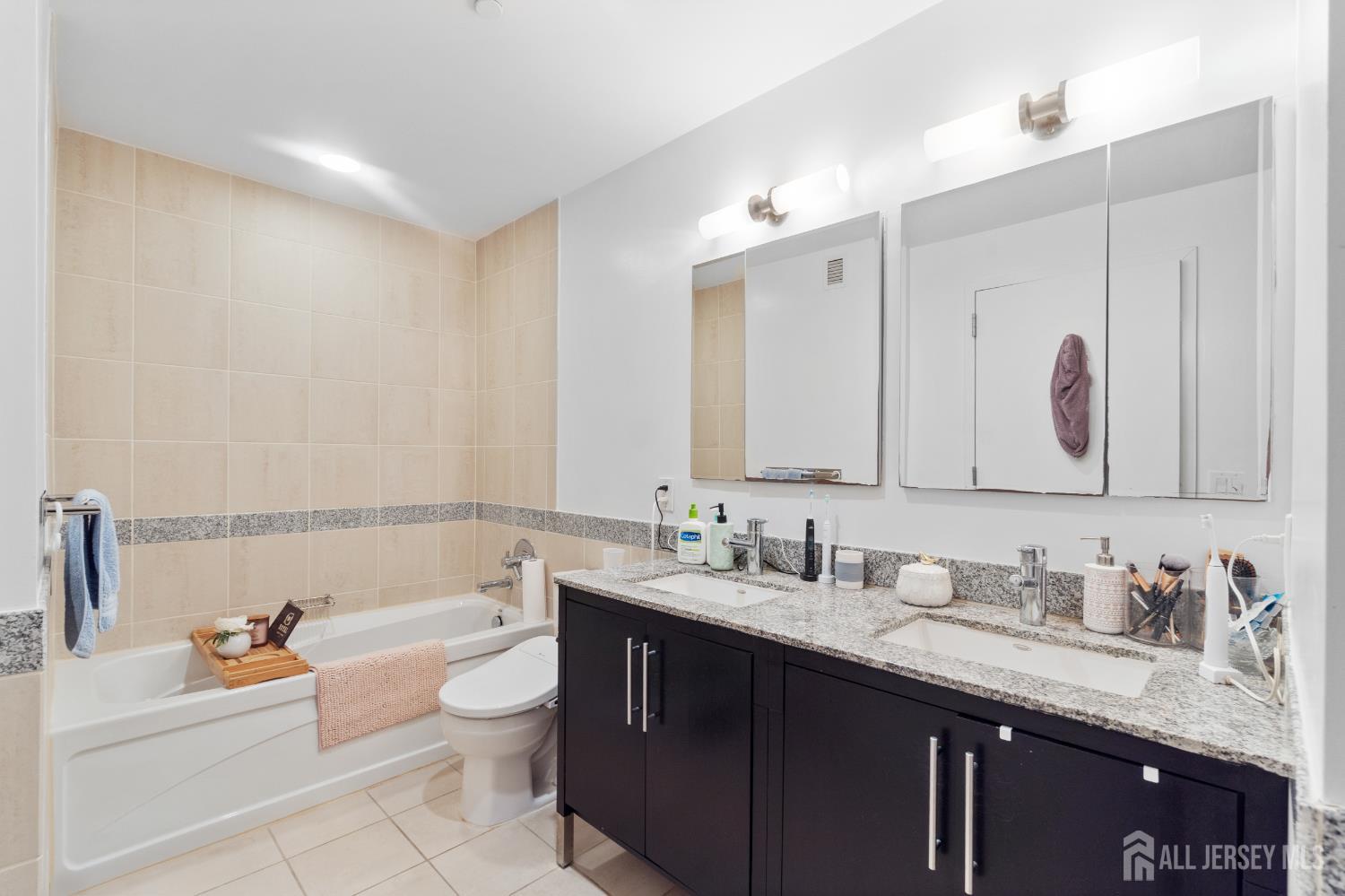 1 Shore Lane, Jersey City, NJ, 07302 image 19