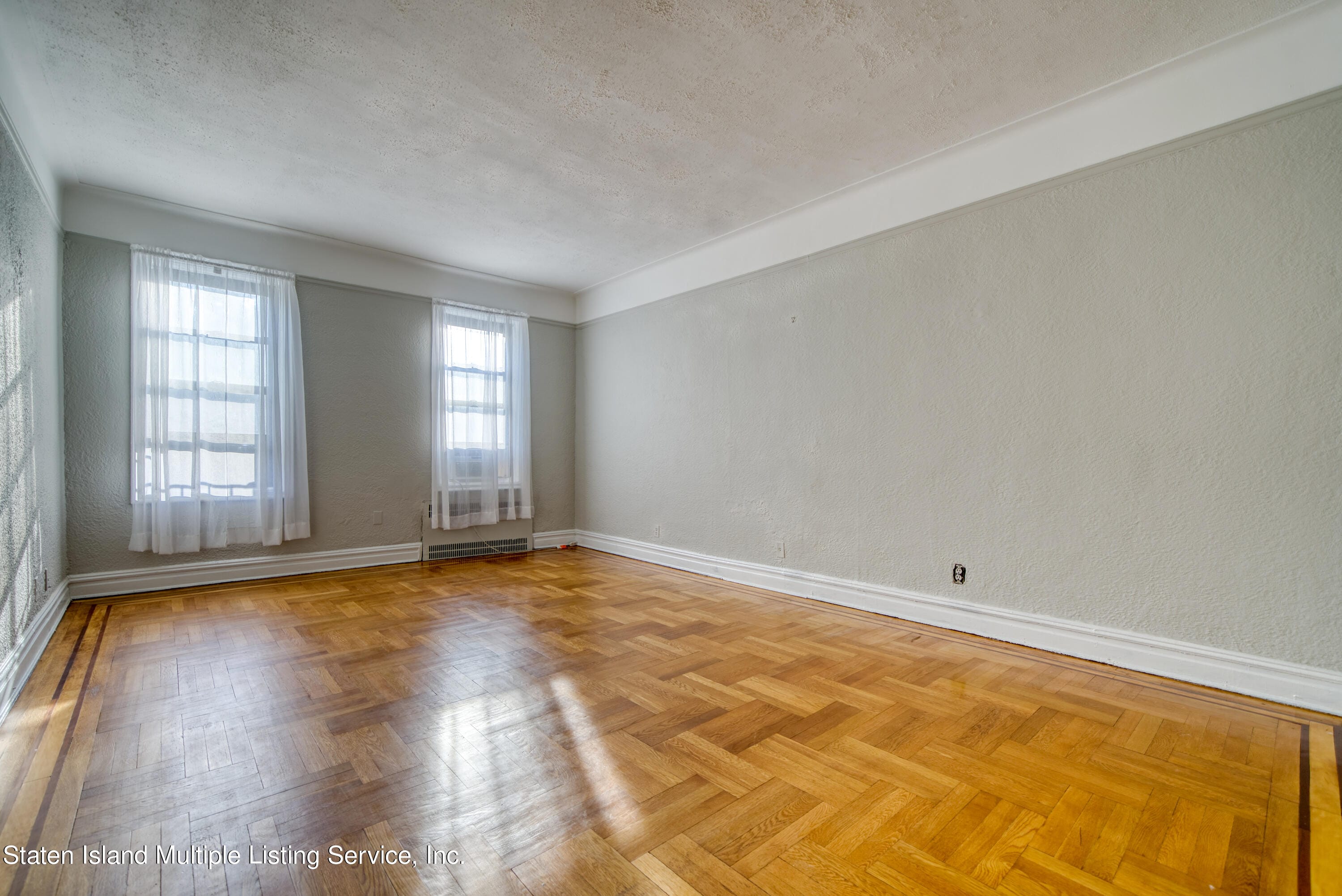 215 Hart Boulevard 3-L, Staten Island, NY, 10301 image 8