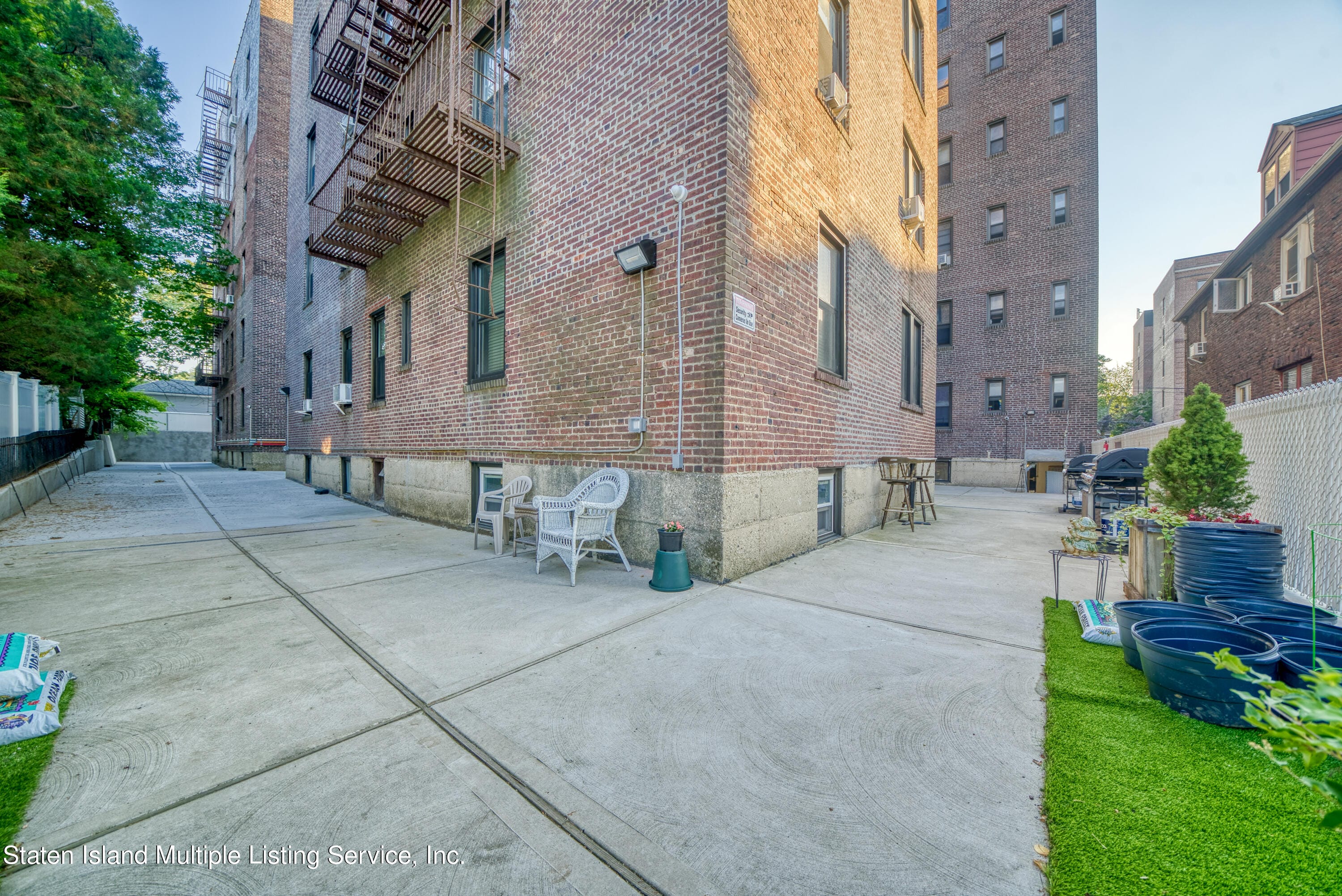 215 Hart Boulevard 3-L, Staten Island, NY, 10301 image 22