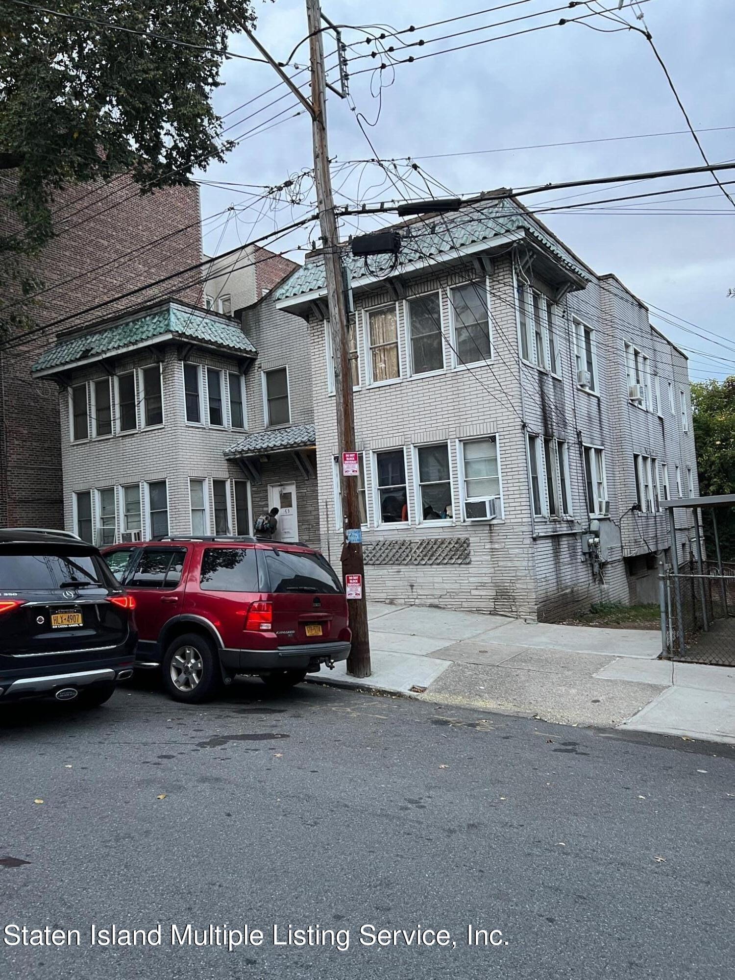 165 Daniel Low Terrace Image 2