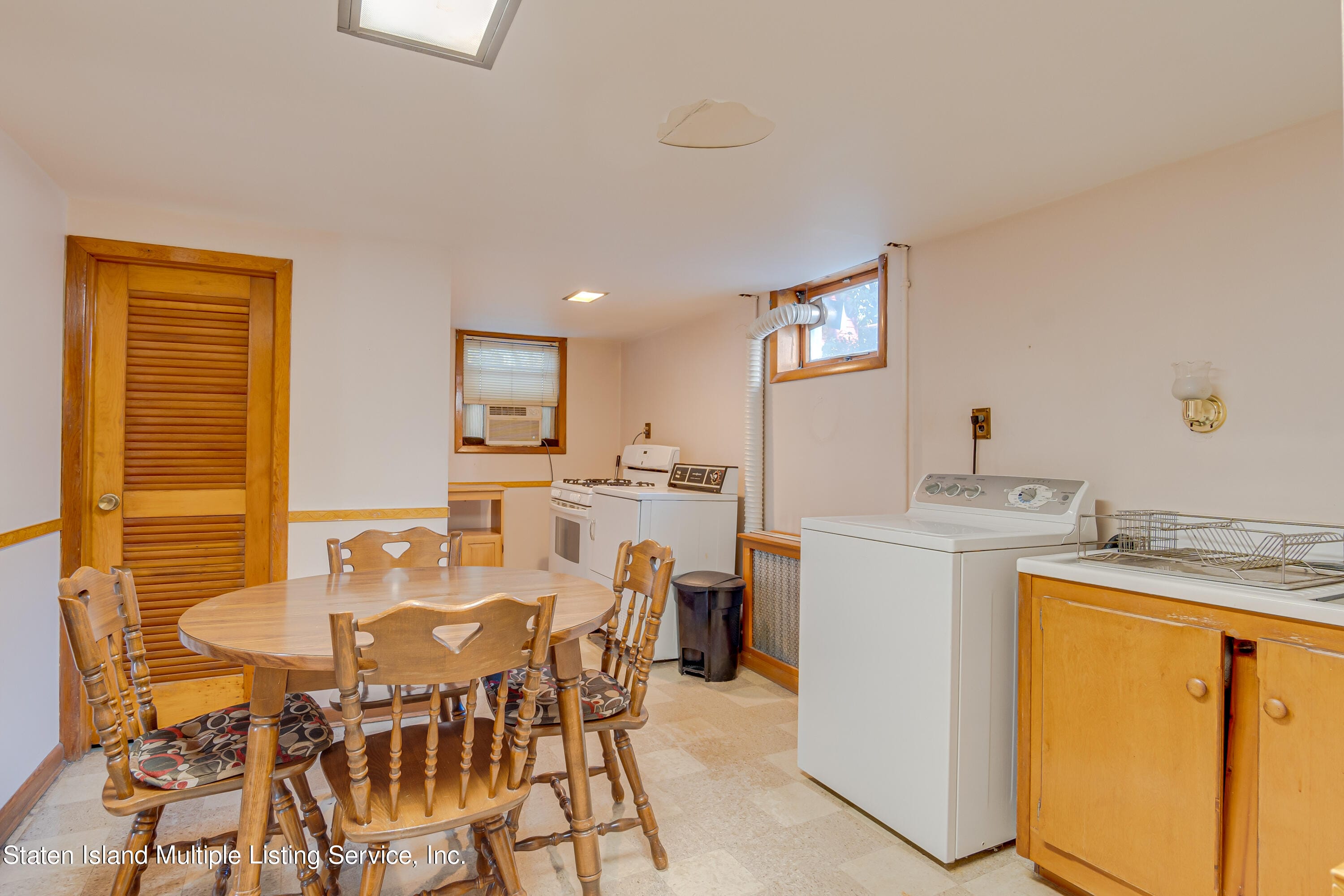 83 Glenwood Avenue, Staten Island, NY, 10301 image 11