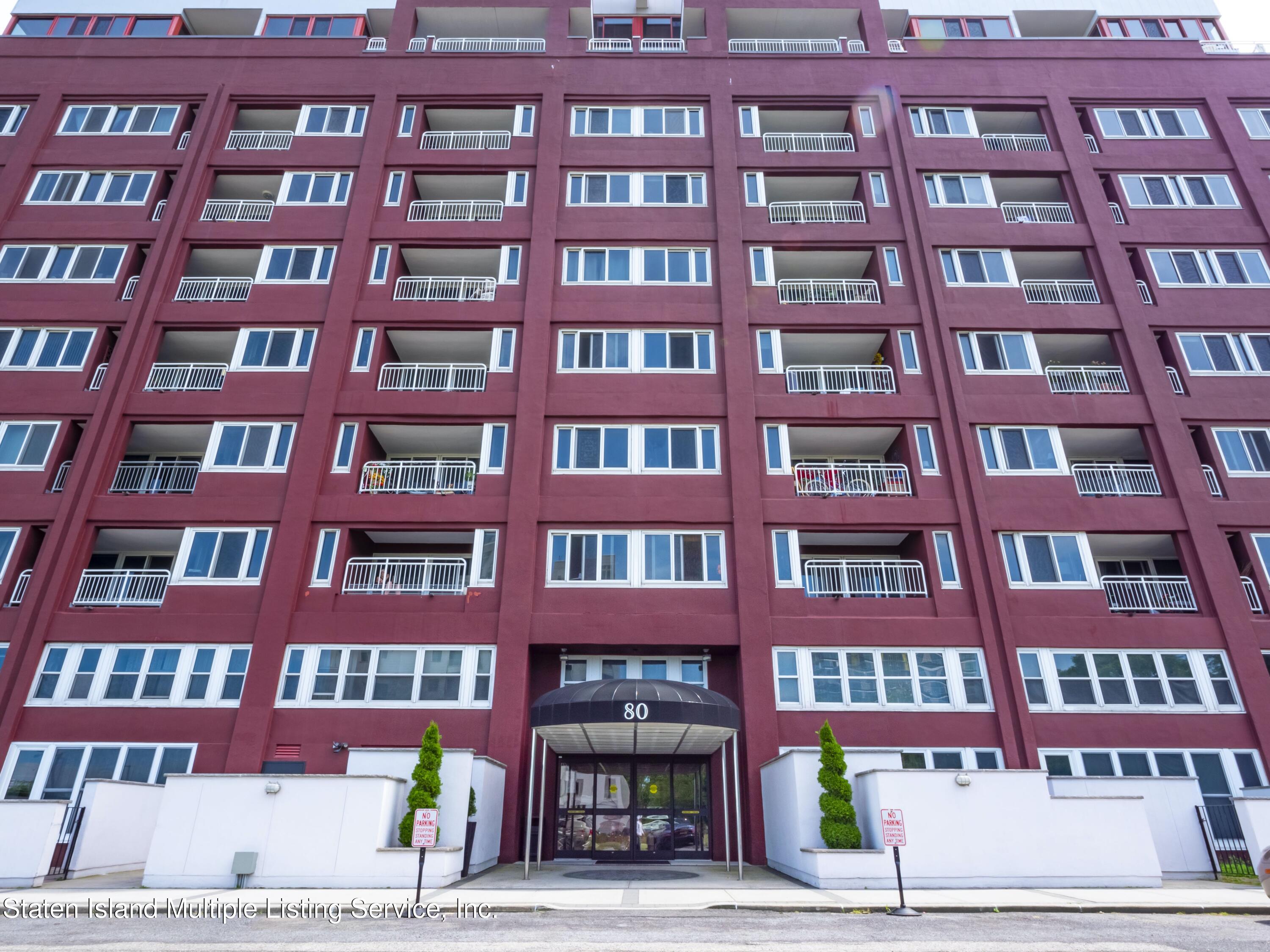 80 Bay Street Landing 4-P Image 2