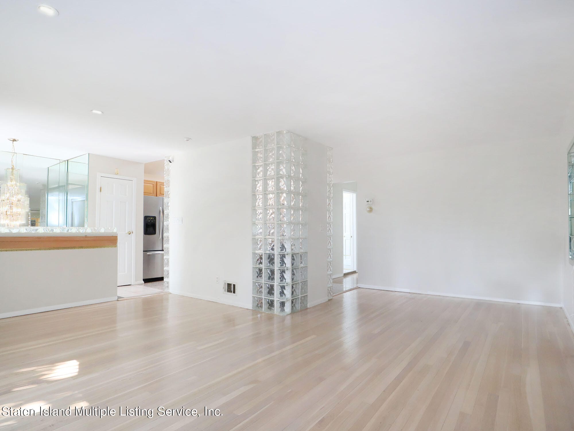 1555 Arden Avenue Image 4