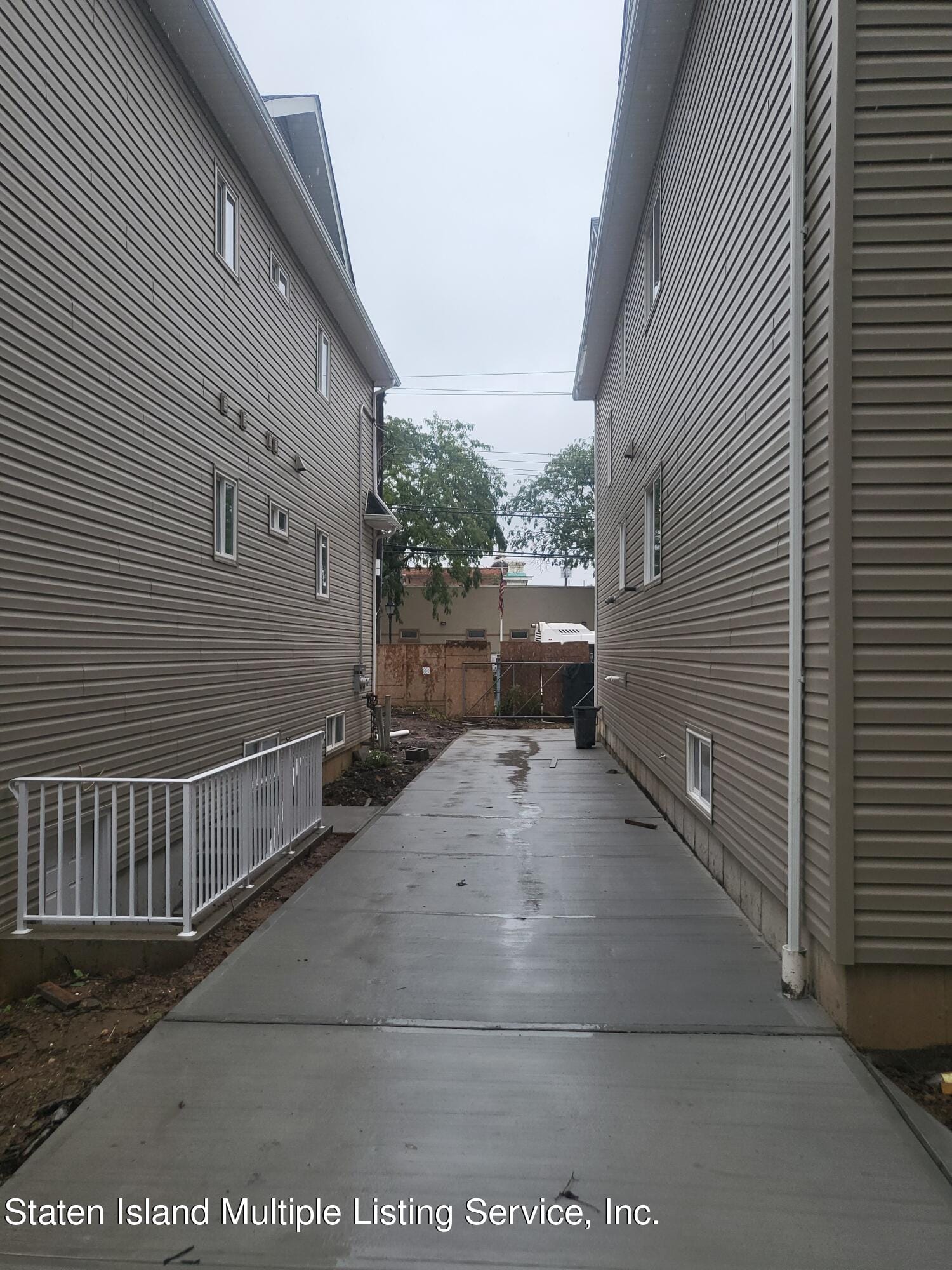 7546 Amboy Road Image 5