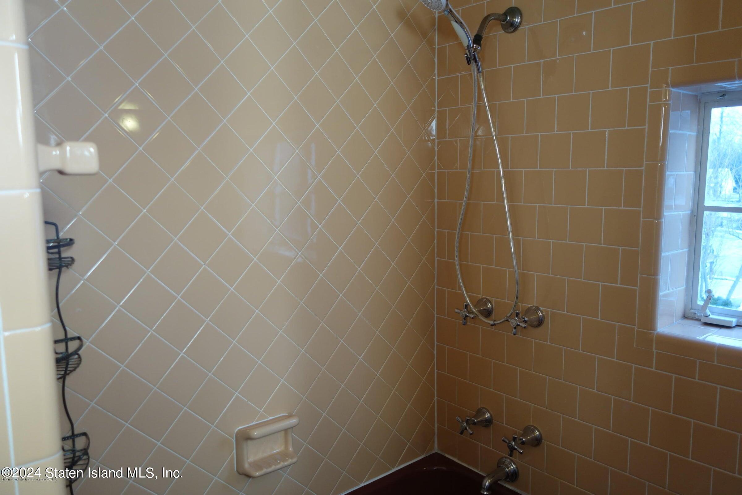 6136 Amboy Road, Staten Island, NY, 10309 image 13