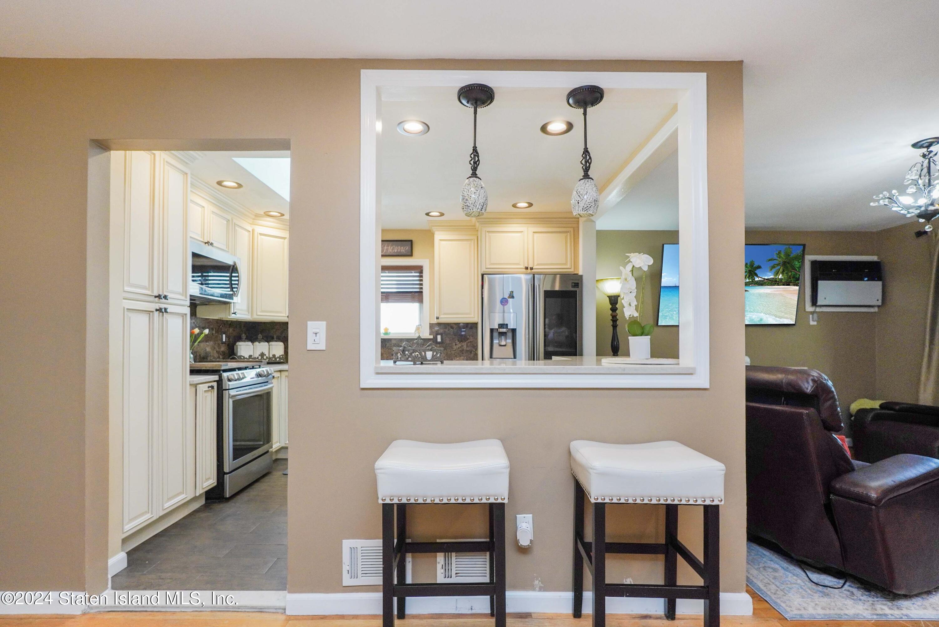 60 Marisa Circle, Staten Island, NY, 10309 image 9