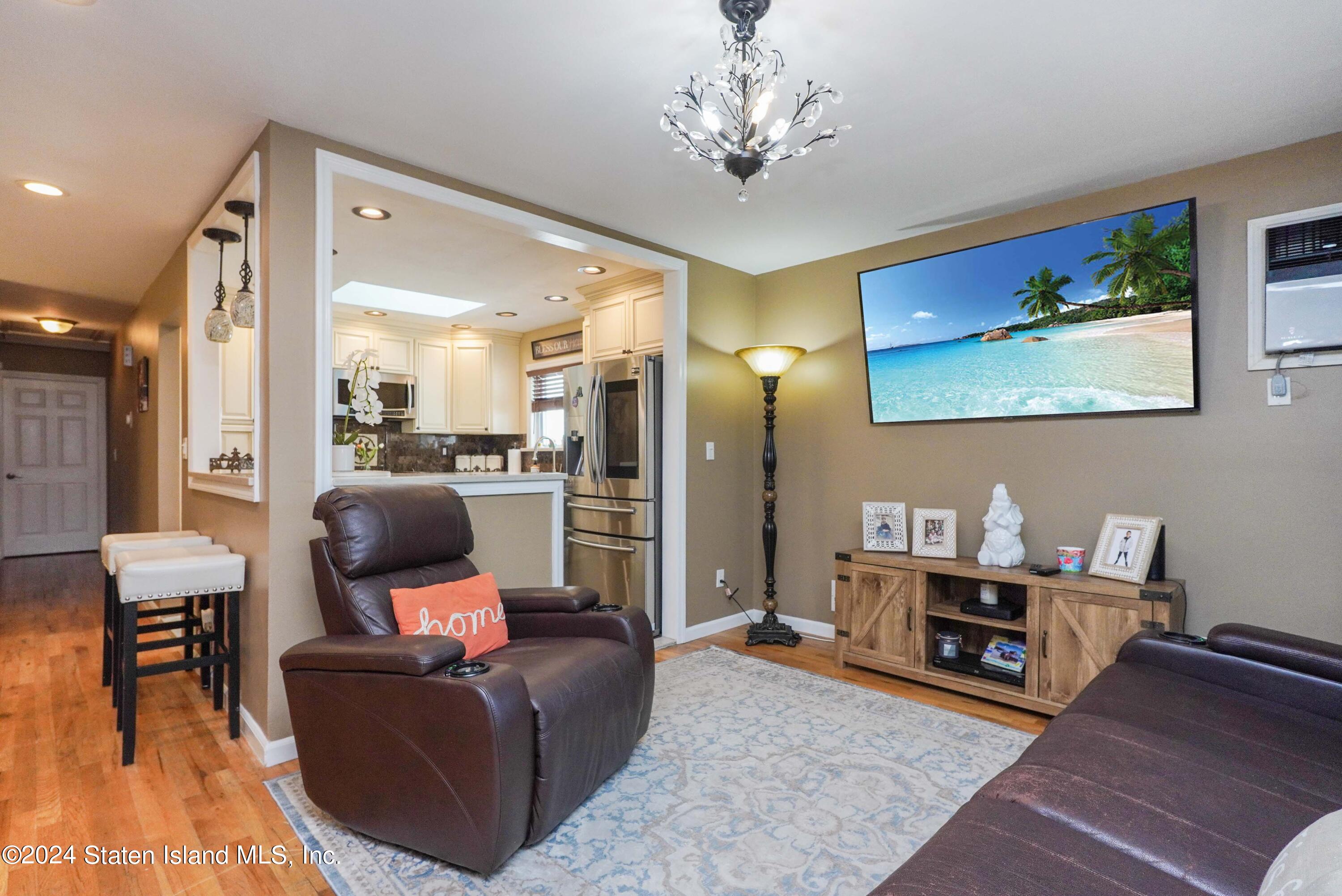 60 Marisa Circle, Staten Island, NY, 10309 image 14