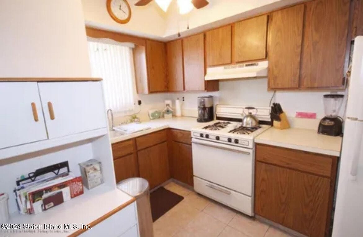 60 Marisa Circle, Staten Island, NY, 10309 image 31