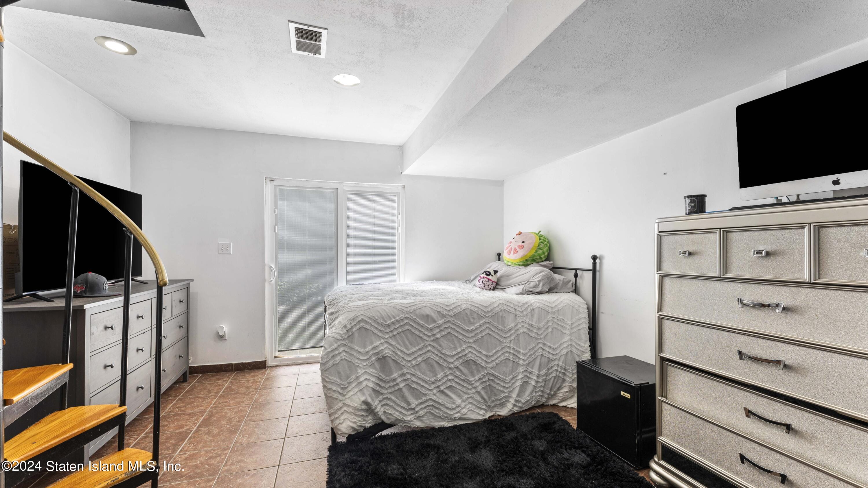 123 Mariners Lane, Staten Island, NY, 10303 image 26