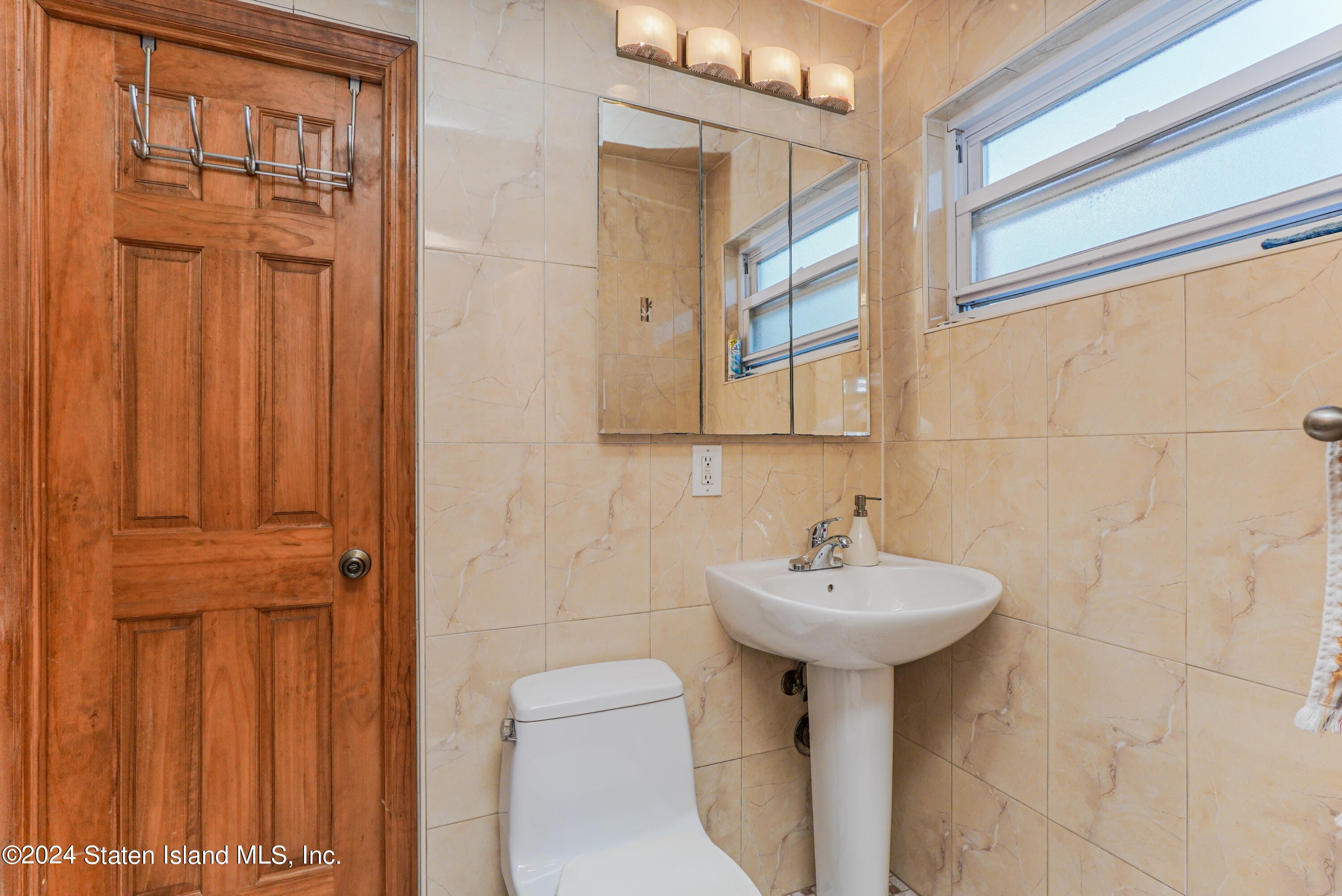 197 Slater Boulevard, Staten Island, NY, 10305 image 15