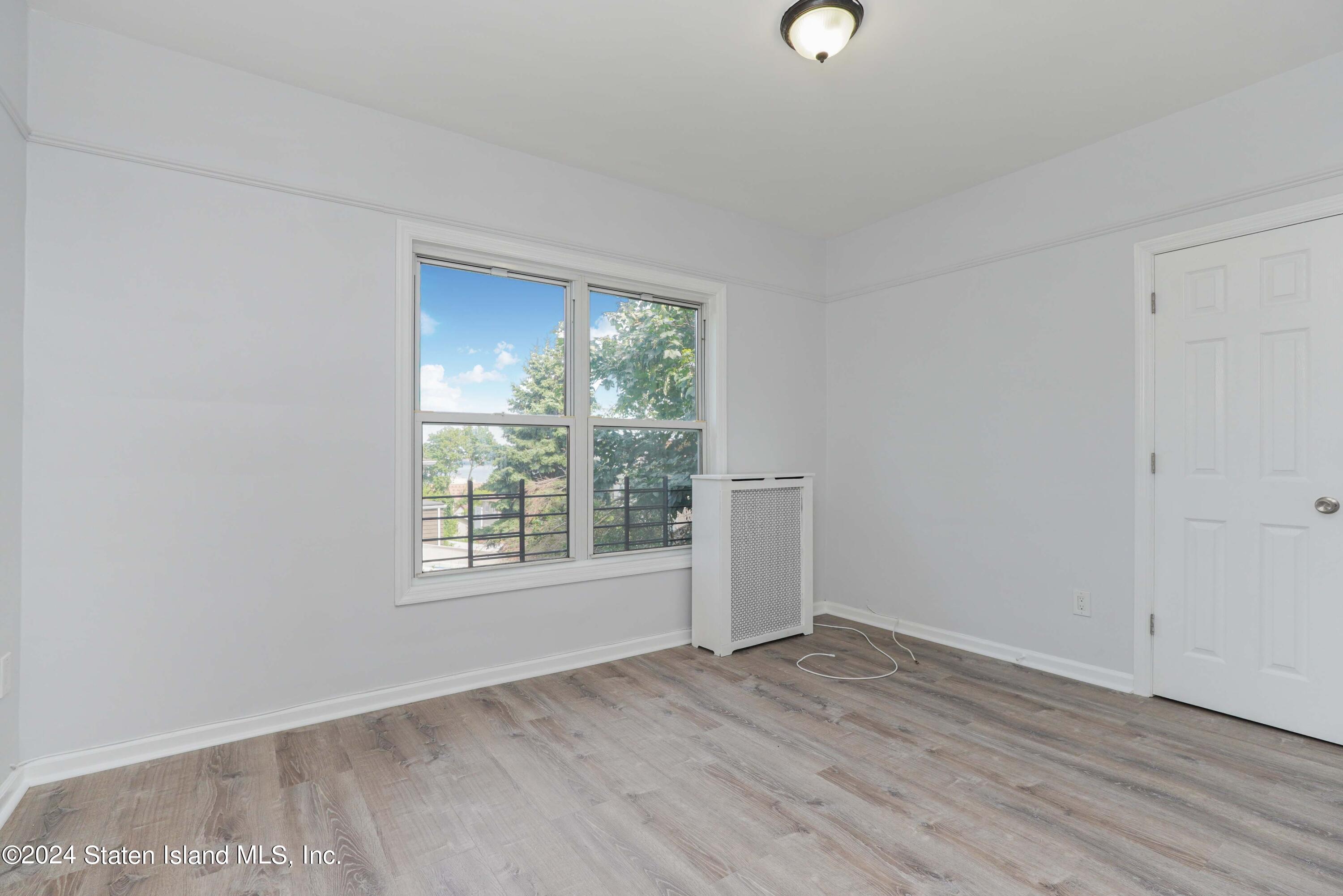 46 Winter Avenue, Staten Island, NY, 10301 image 23