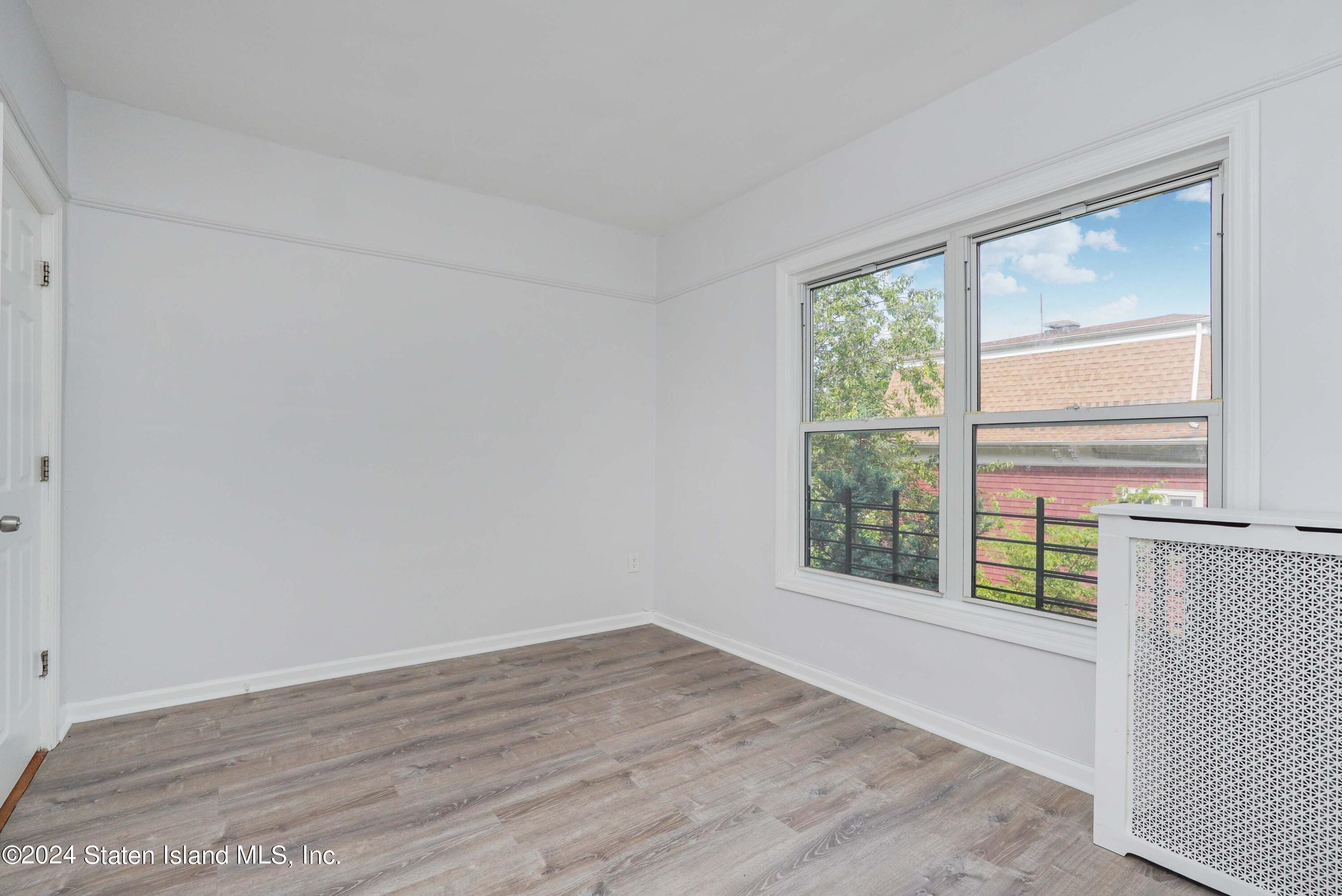 46 Winter Avenue, Staten Island, NY, 10301 image 24