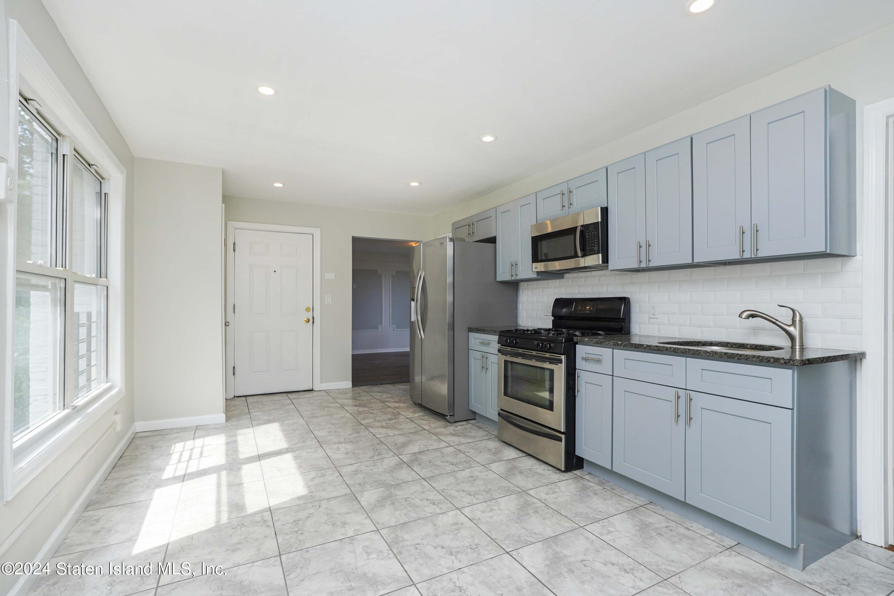 46 Winter Avenue, Staten Island, NY, 10301 image 10