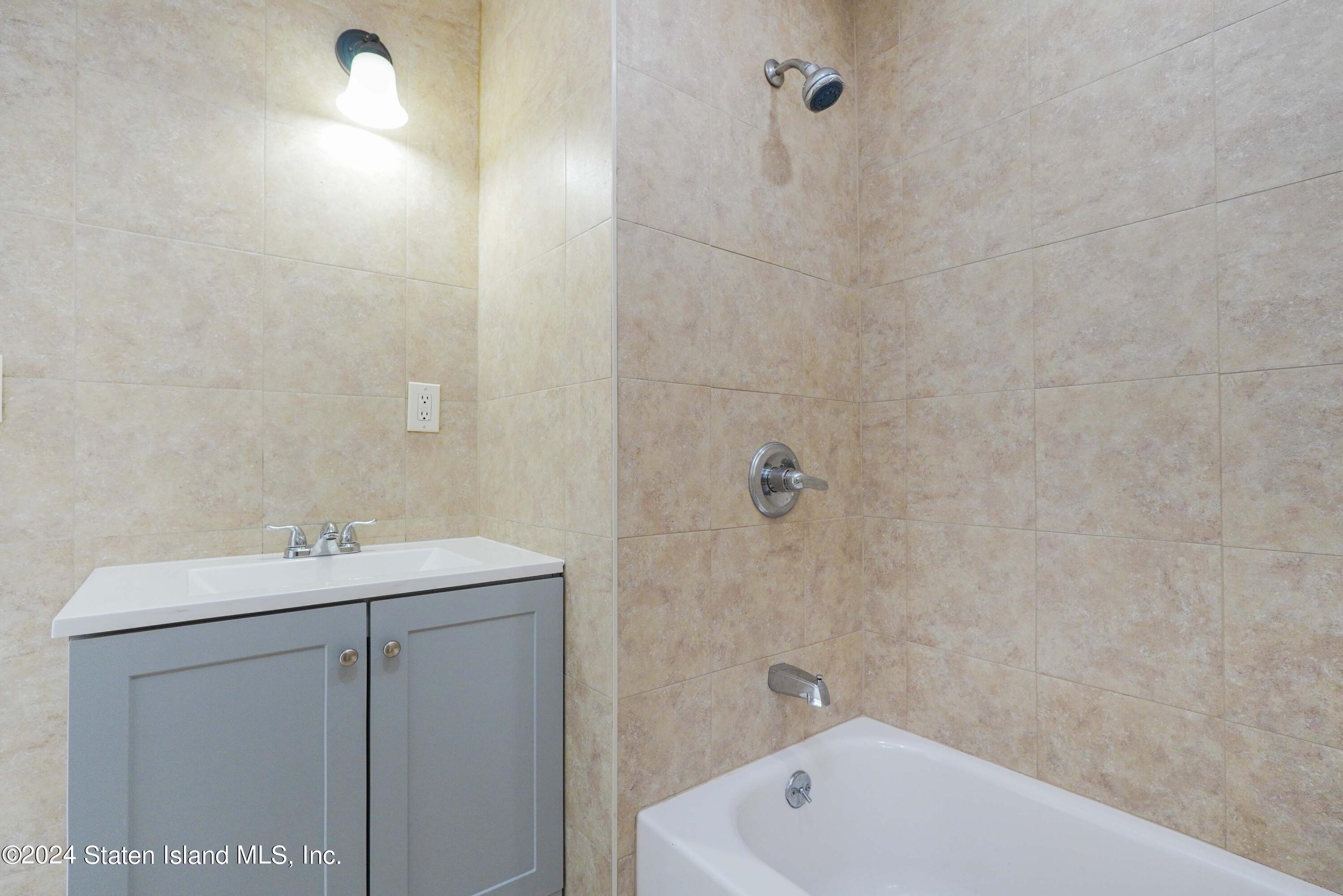 46 Winter Avenue, Staten Island, NY, 10301 image 12