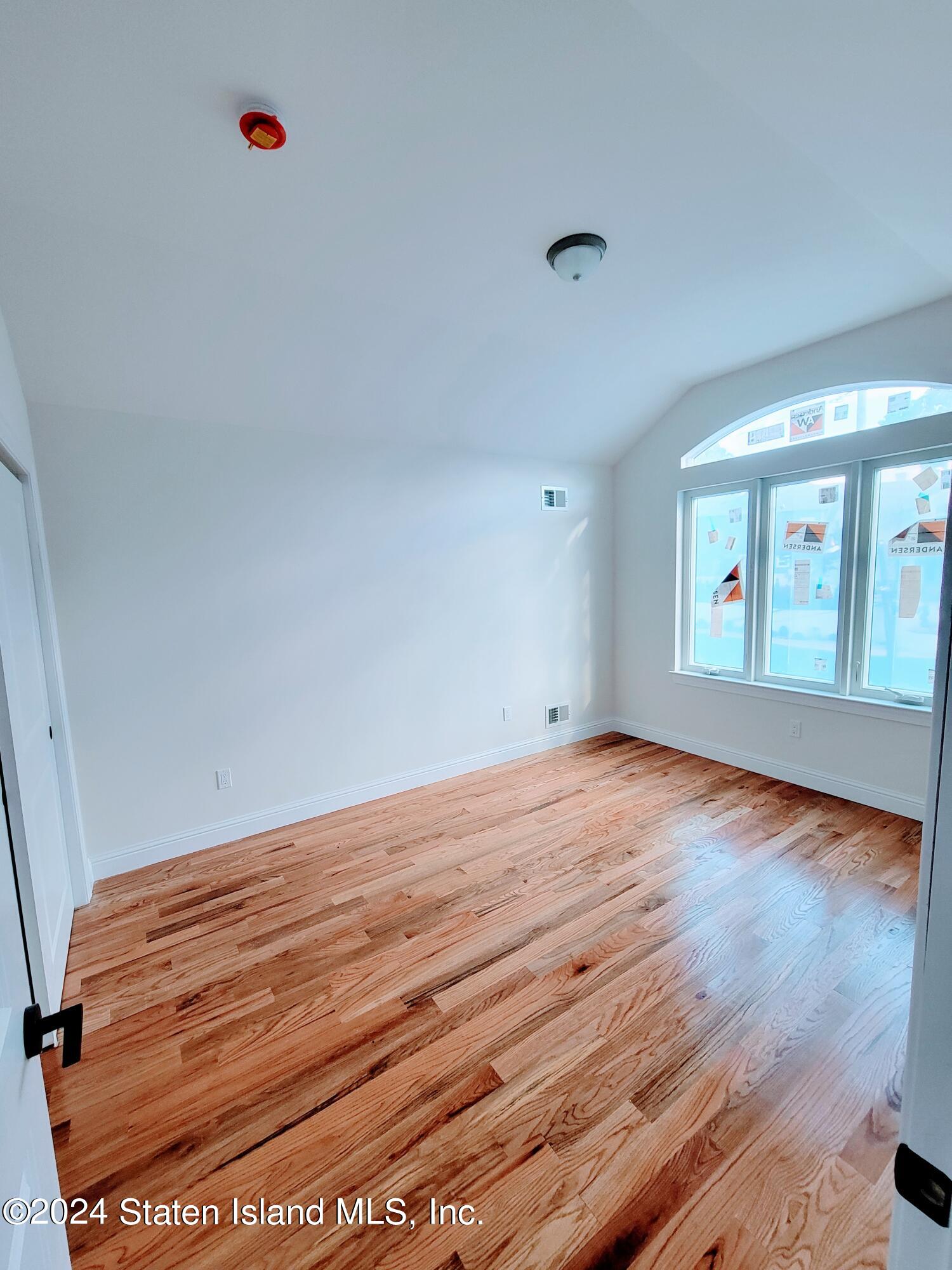 279 Stanley Avenue, Staten Island, NY, 10301 image 10