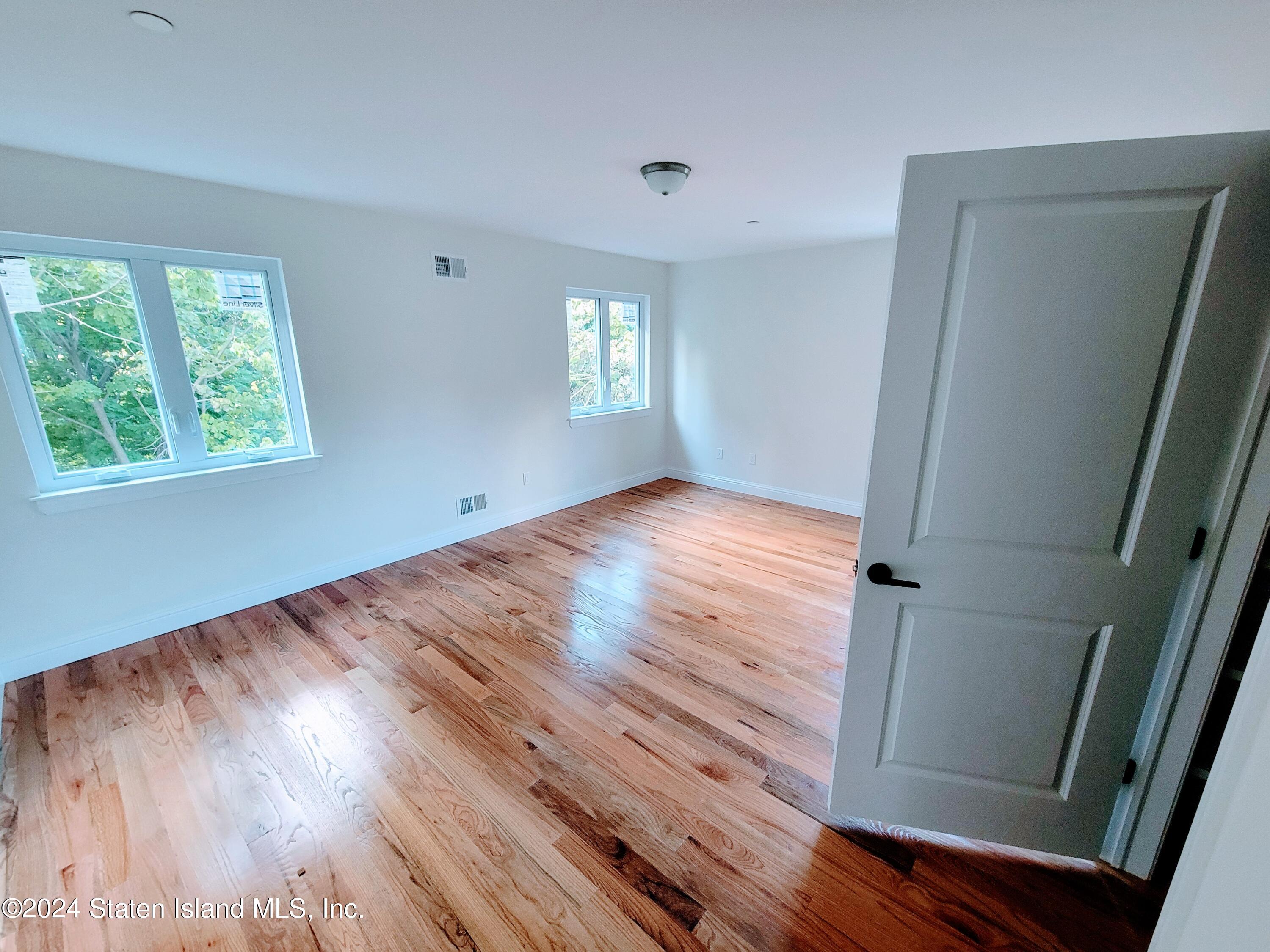 279 Stanley Avenue, Staten Island, NY, 10301 image 11