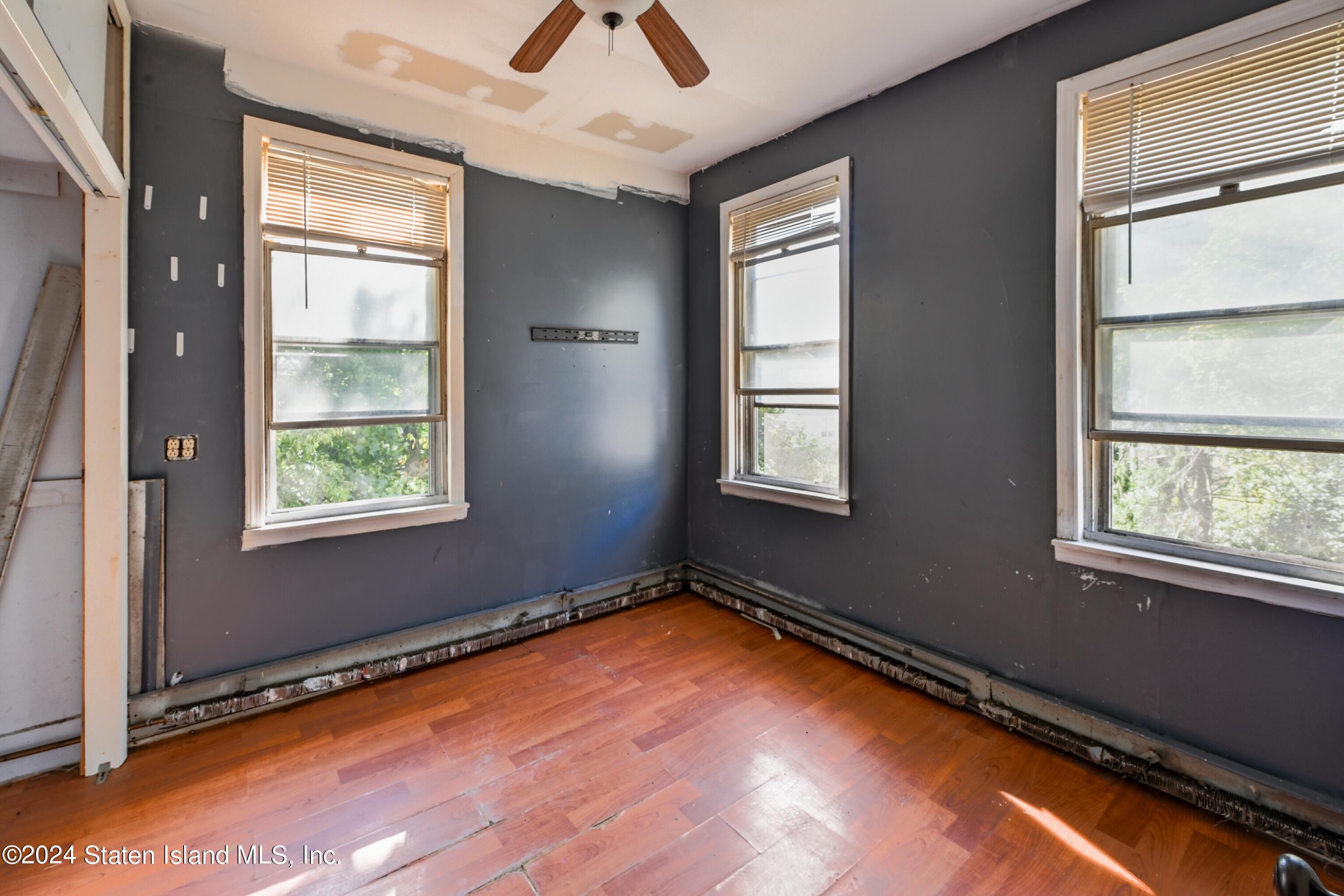 16 Pleasant Valley Avenue, Staten Island, NY, 10304 image 13