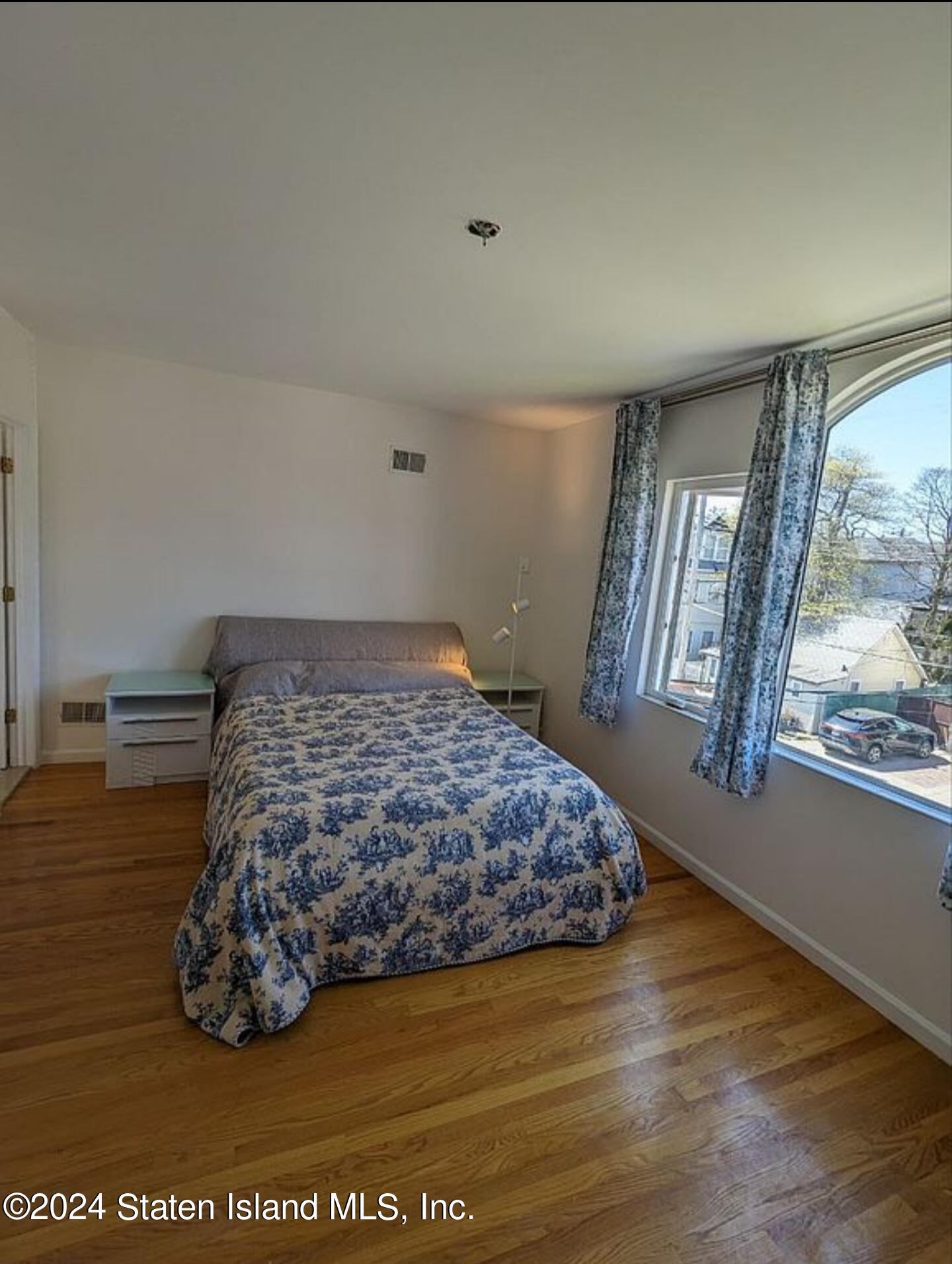 26 Guilford Street, Staten Island, NY, 10305 image 13