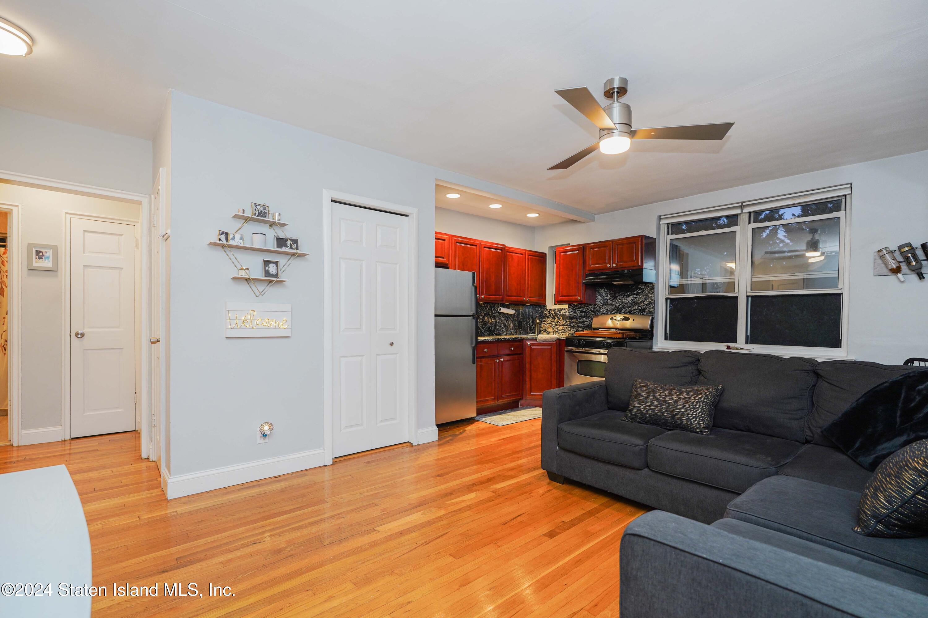 585 Castleton Avenue 2b, Staten Island, NY, 10301 image 6